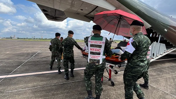 ส่งต่อ “จ่าโจ้” รักษา รพ.พระมงกุฎเกล้า หลังเหยียบทุ่นระเบิด PMN-2 ชายแดนอุบลฯ ล่าสุดอาการปลอดภัย